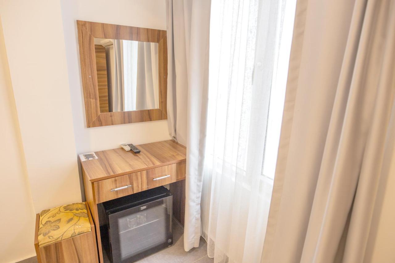 Camlik 87 Hotel Ayvalik Ngoại thất bức ảnh