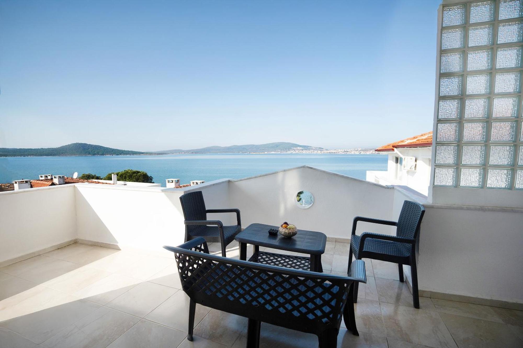 Camlik 87 Hotel Ayvalik Ngoại thất bức ảnh
