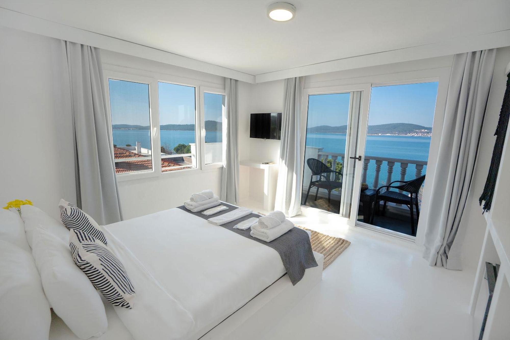 Camlik 87 Hotel Ayvalik Ngoại thất bức ảnh