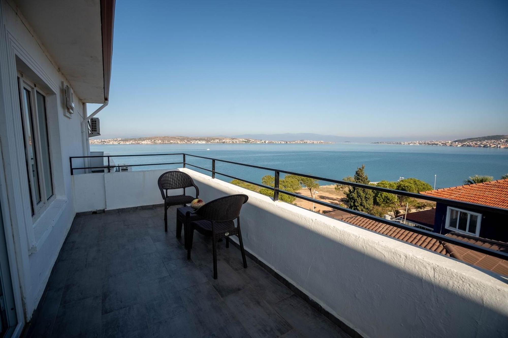 Camlik 87 Hotel Ayvalik Ngoại thất bức ảnh